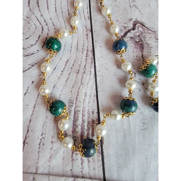 Gold Tone Faux Pear and Green/blue Beads Necklace Bracelet Set - Picture 3 of 8